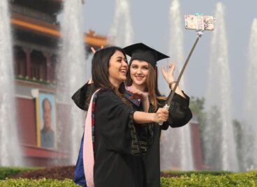 Sinh viên quốc tế tìm ‘lối vào’ Trung Quốc